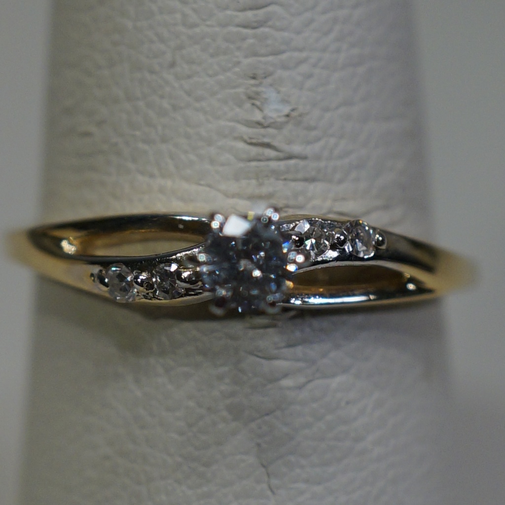 14ky Gold Genuine Diamond Engagement Ring